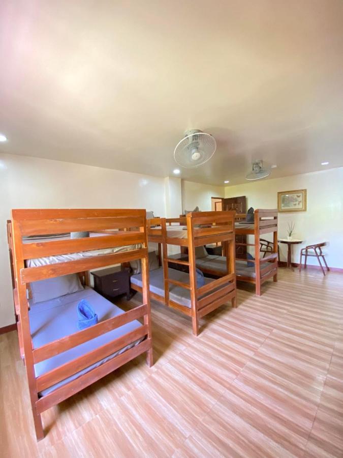 Tessie'S Home Stay Bed & Breakfast Puerto Princesa Exterior foto