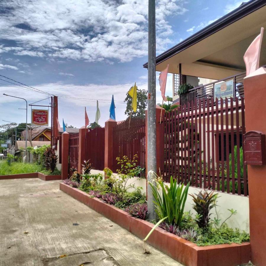 Tessie'S Home Stay Bed & Breakfast Puerto Princesa Exterior foto