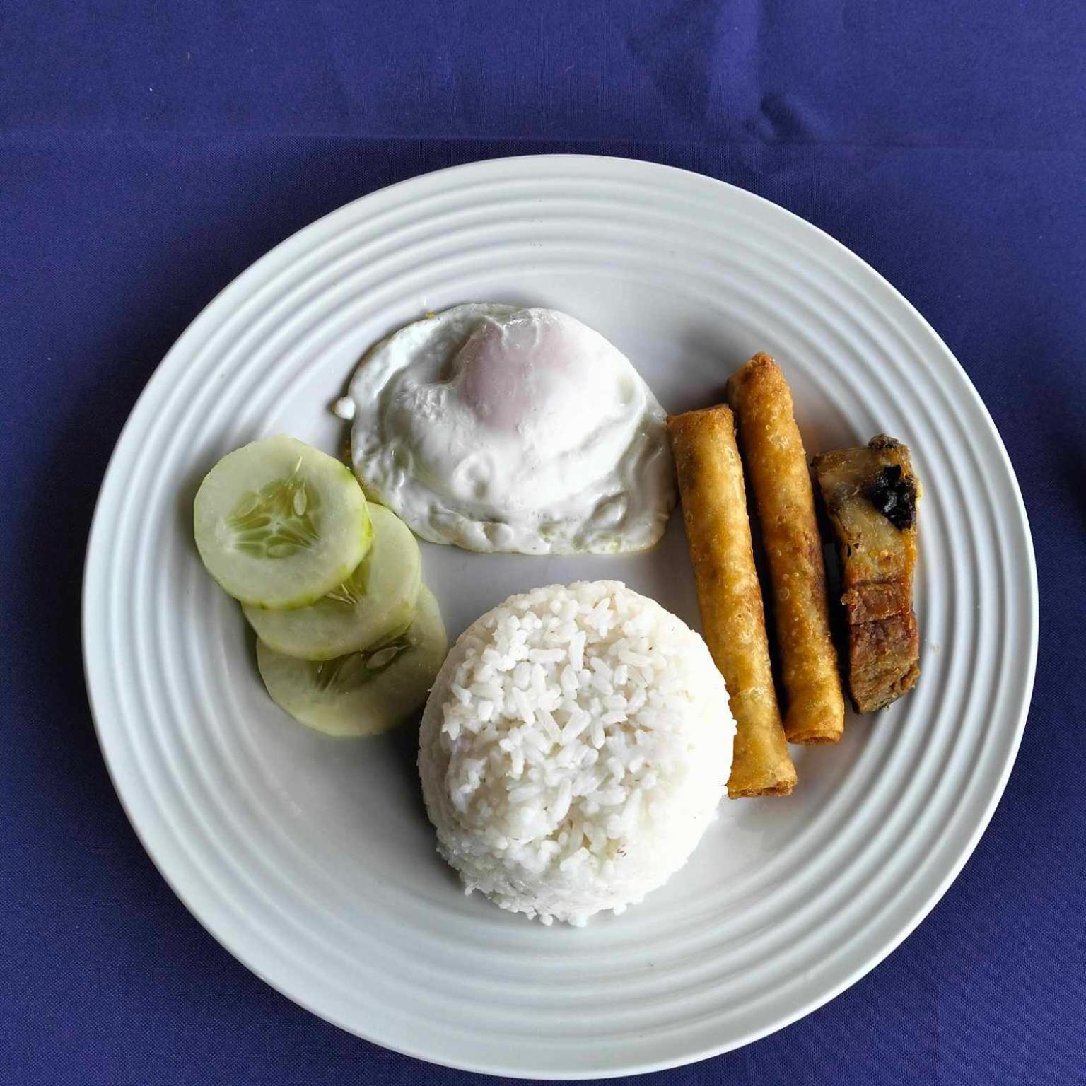 Tessie'S Home Stay Bed & Breakfast Puerto Princesa Exterior foto